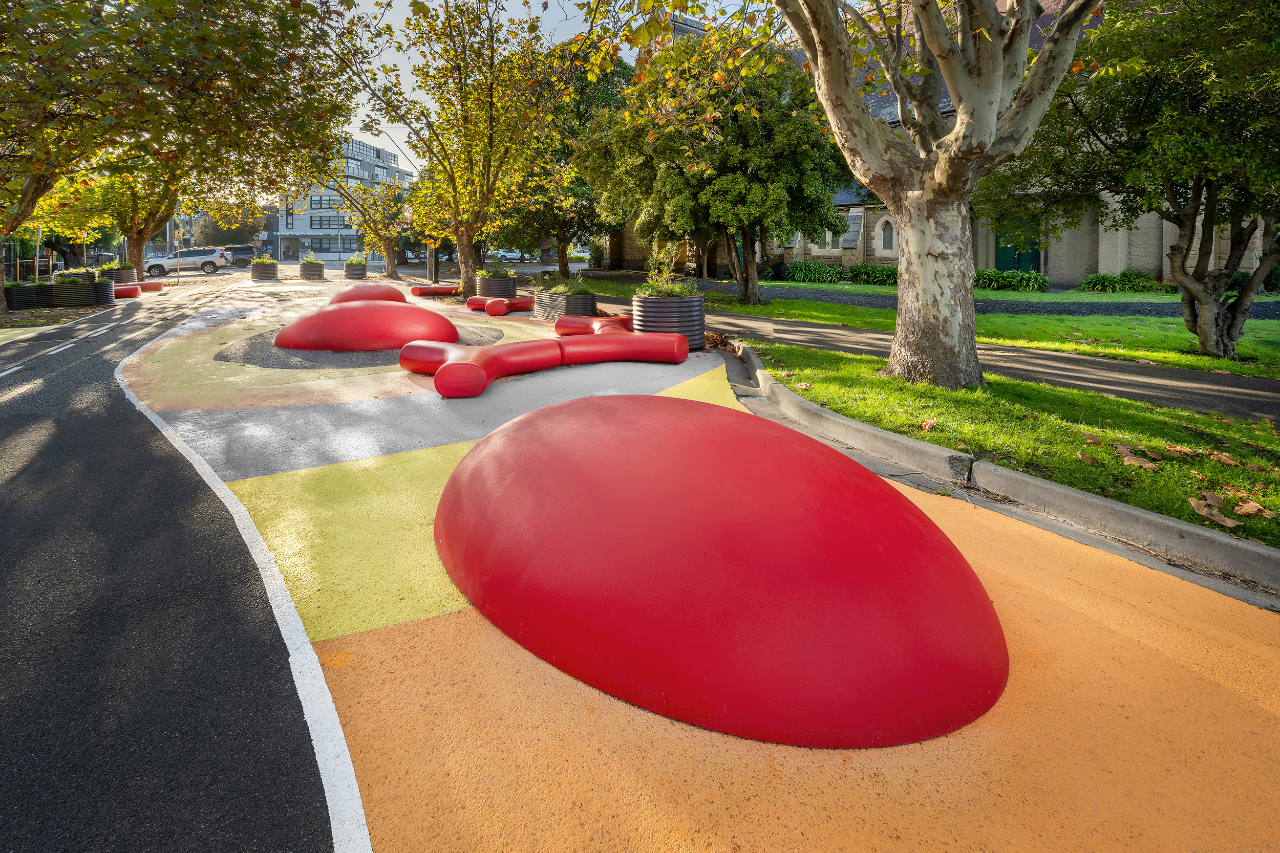 Urban islands for playgrounds and recreational areas. Made by Durbanis, design editor